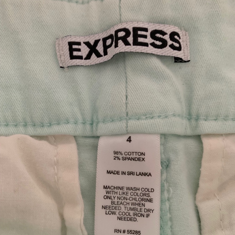 Express shorts - Picture 2 of 3